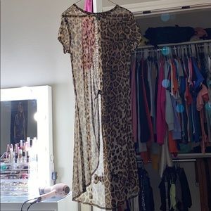 Leopard shirt long from the back, See through